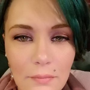 Meet your Posher, Hope